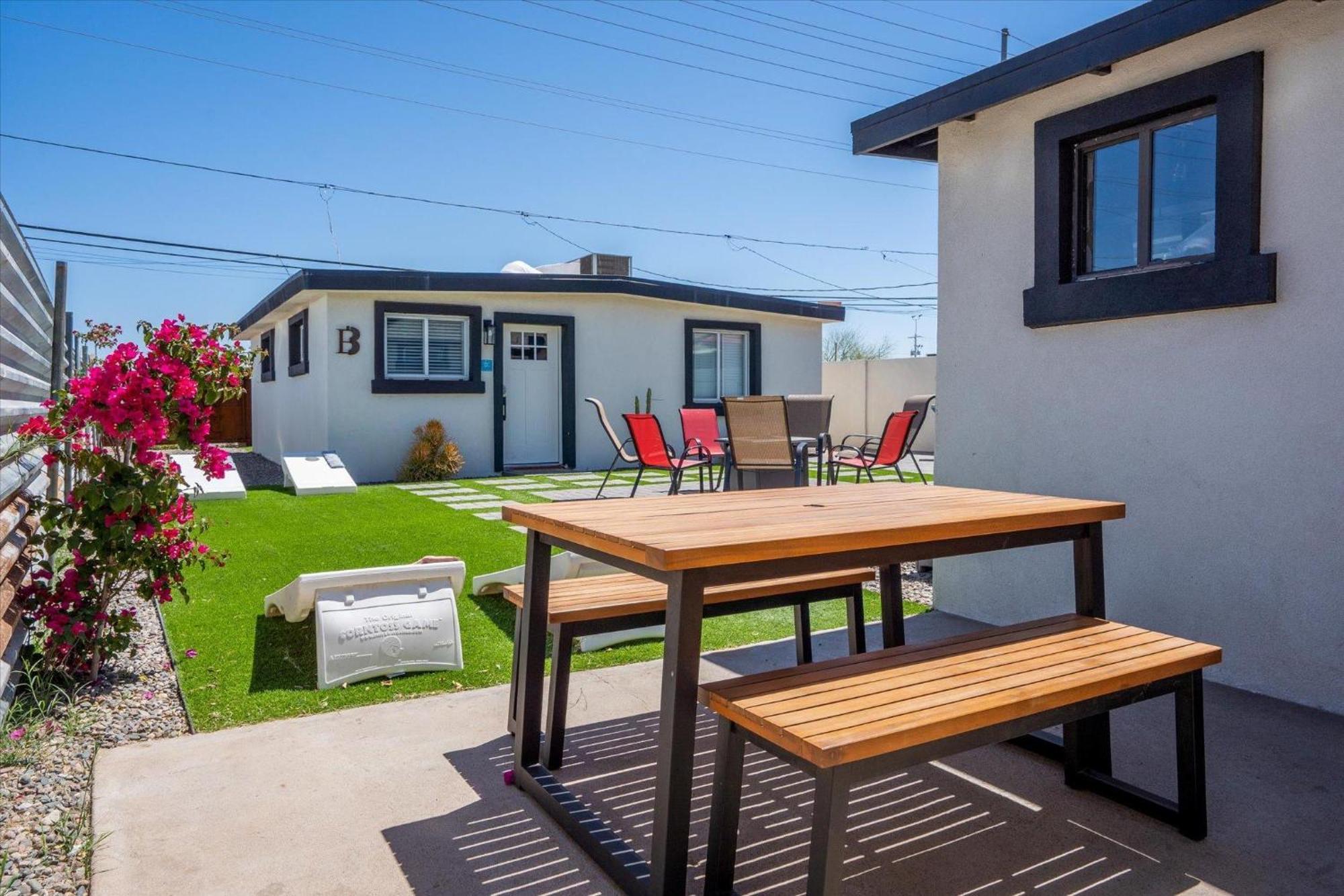 The Urban Cowboy Bunk House Villa Phoenix Exterior photo